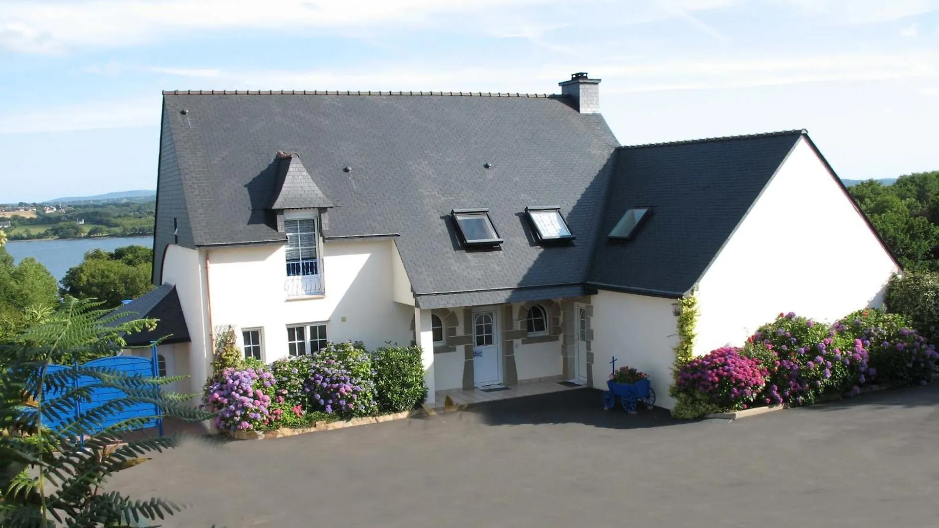 Bretagne Fewo Hortensia Fuer 2 Personen, No Kids